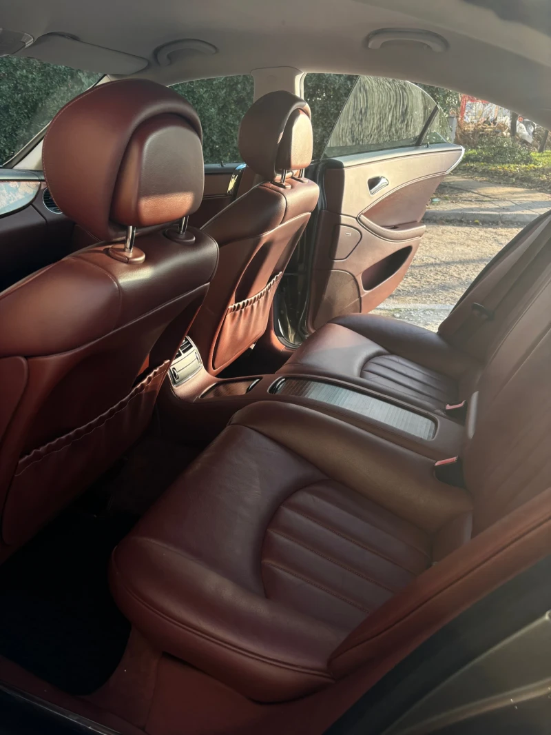 Mercedes-Benz CLS 320, снимка 4 - Автомобили и джипове - 52827760
