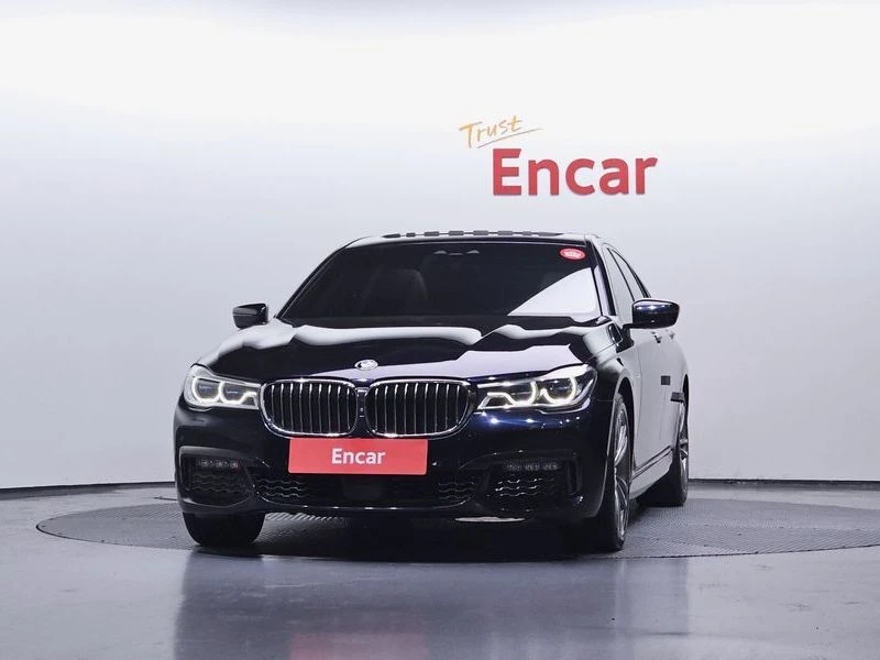 BMW 740 740d xDrive M Sport| 320к.с.| ВКЛ.ТЕХНОТЕСТ, снимка 3 - Автомобили и джипове - 55608603