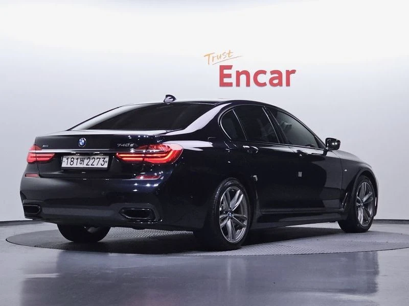 BMW 740 740d xDrive M Sport| 320к.с.| ВКЛ.ТЕХНОТЕСТ, снимка 2 - Автомобили и джипове - 55608603