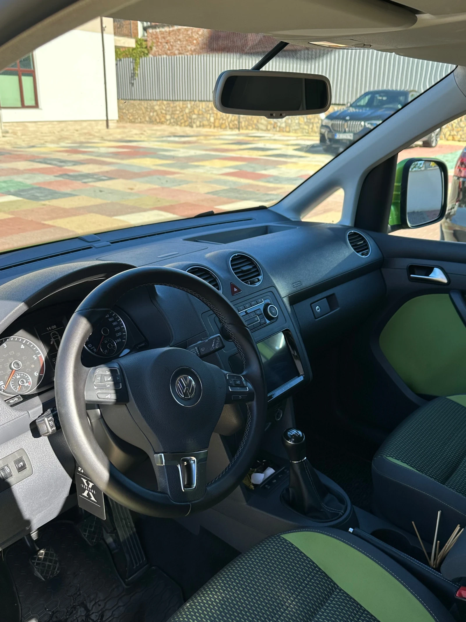 VW Caddy 2.0 tdi Cross Caddy - изображение 6