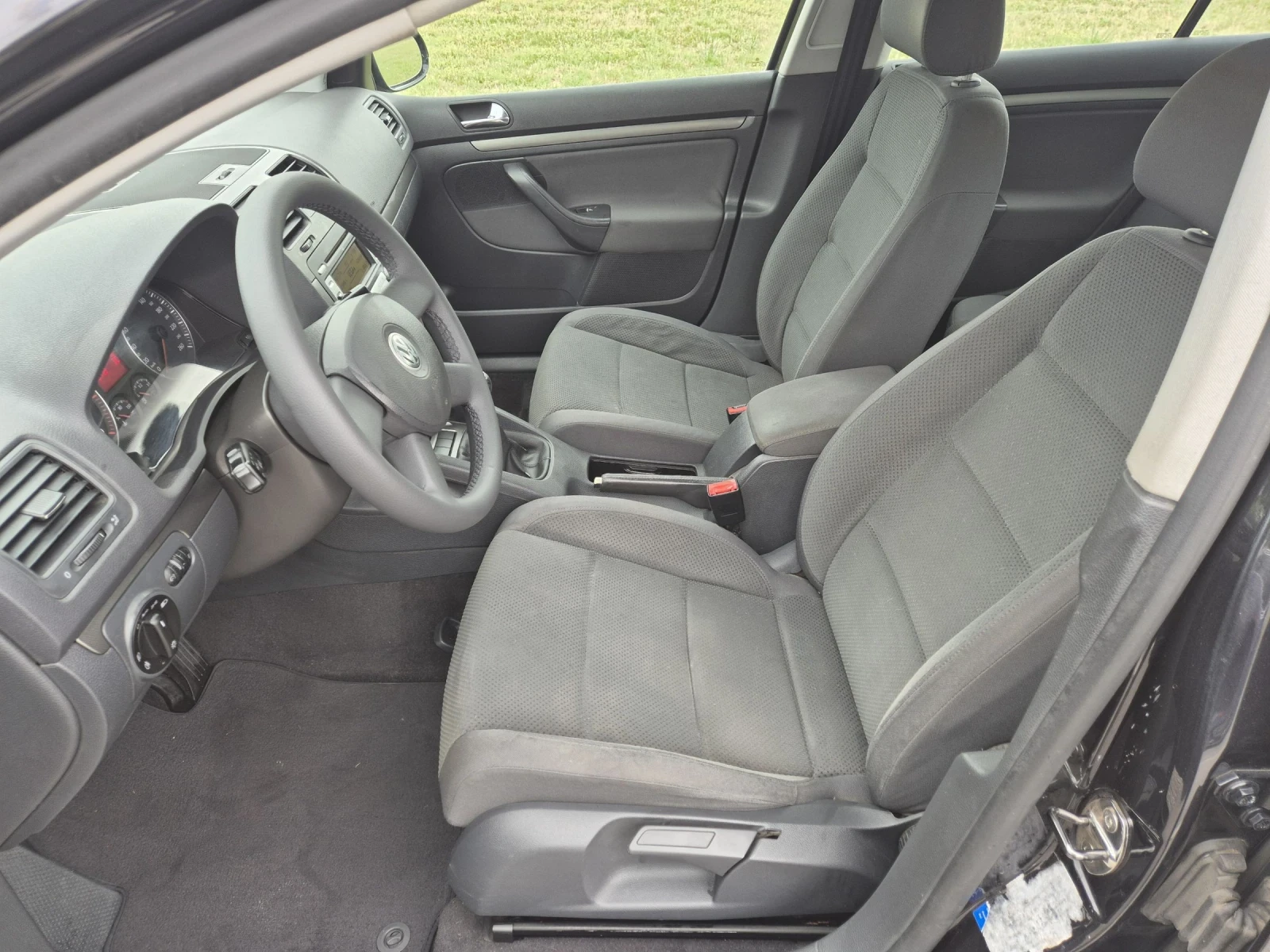 VW Golf 1.9Tdi 4X4 - изображение 9
