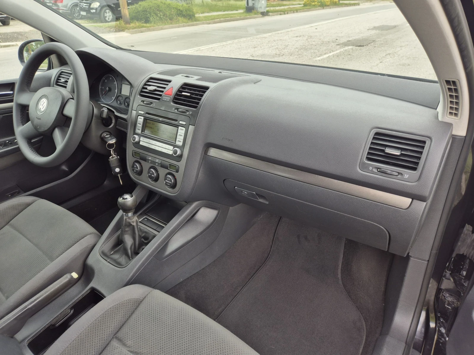 VW Golf 1.9Tdi 4X4 - изображение 10