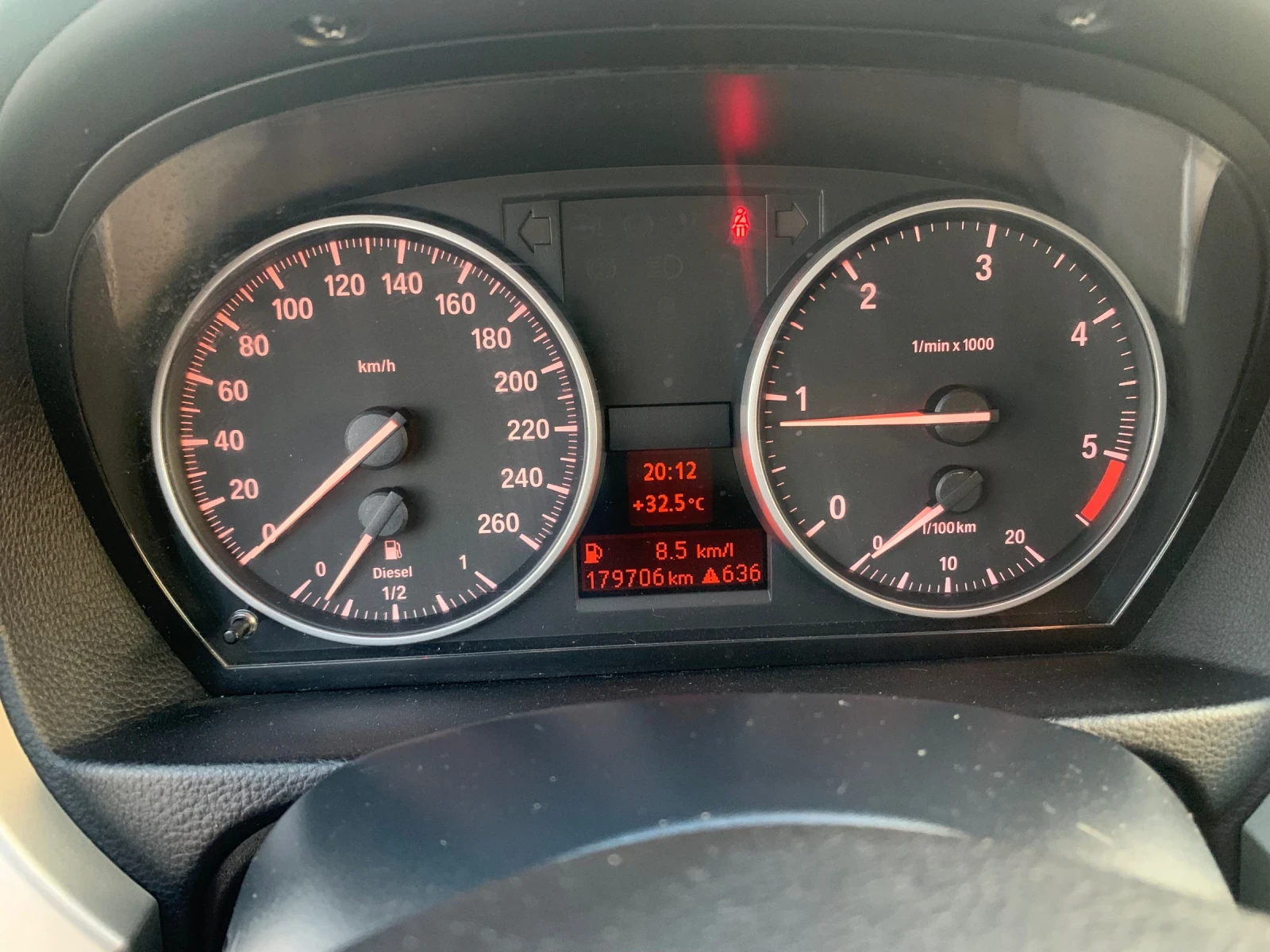 BMW 320 2.0d Xdrive | Mobile.bg   11