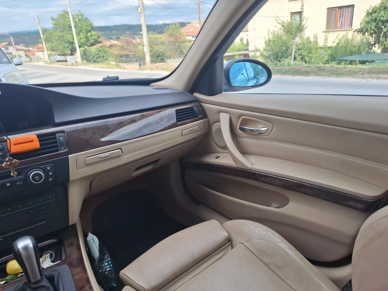BMW 320 E91 - изображение 6