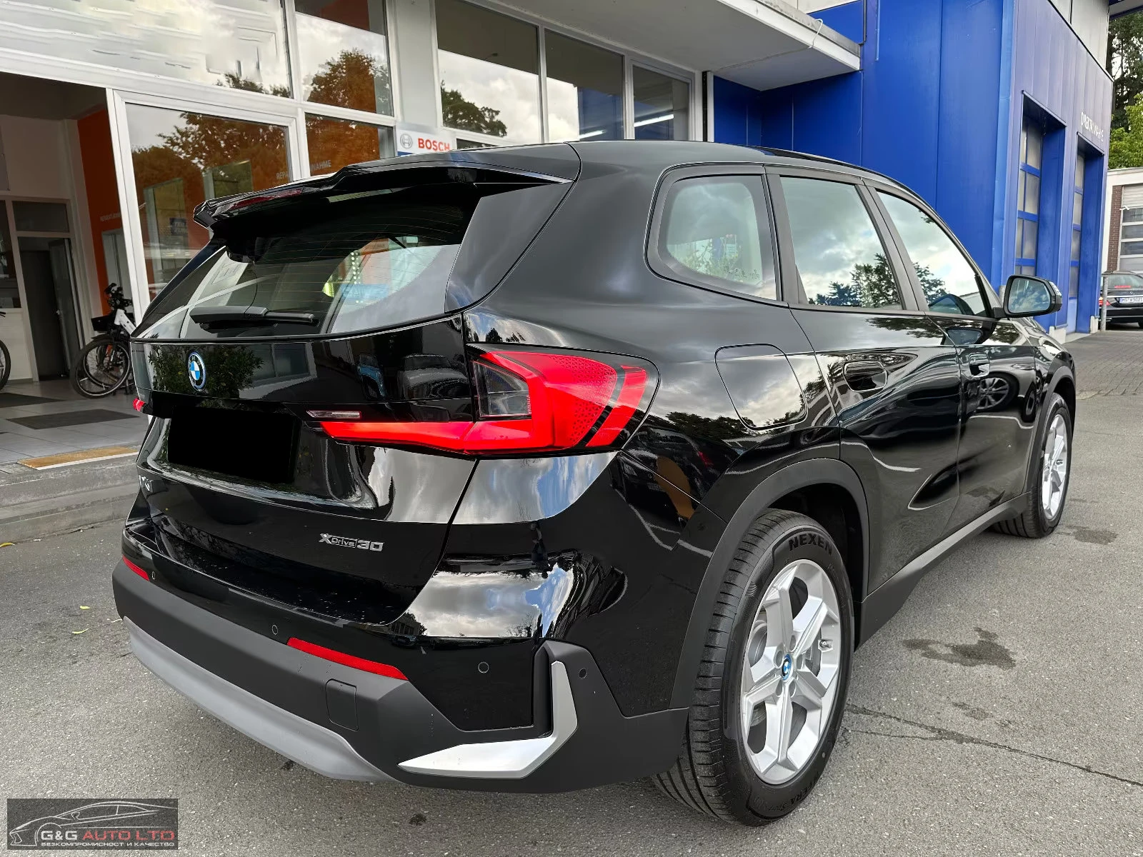 BMW iX1 xDrive30/313HP/M-SPORT/HUD/CAM/NAVI/LED/CPLAY/256g - изображение 7