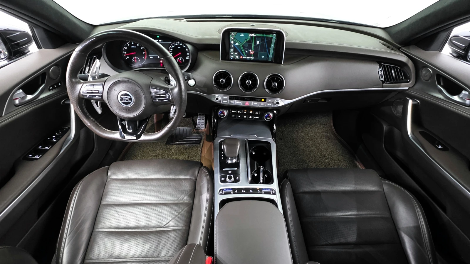 Kia Stinger 3.3T 2WD GT - изображение 6