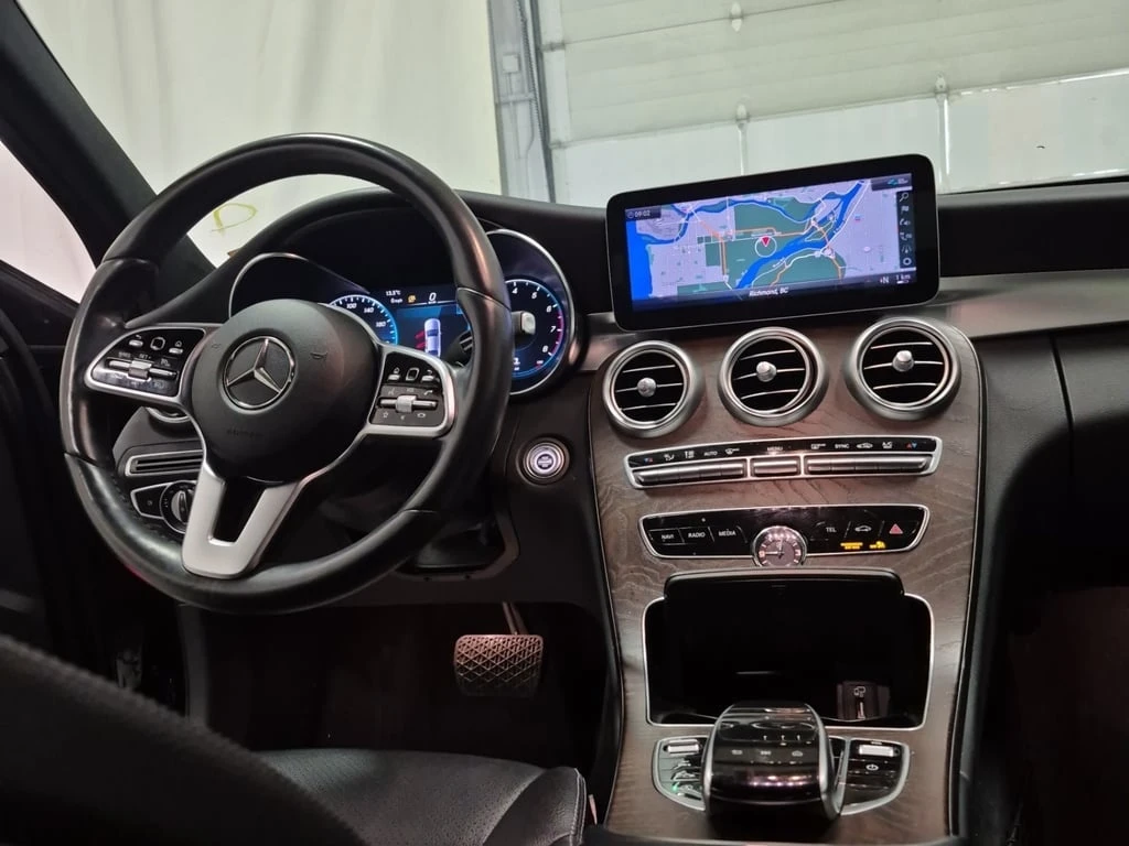 Mercedes-Benz C 300 * CARFAX * АвтоКредит * Цена до България*  - изображение 9