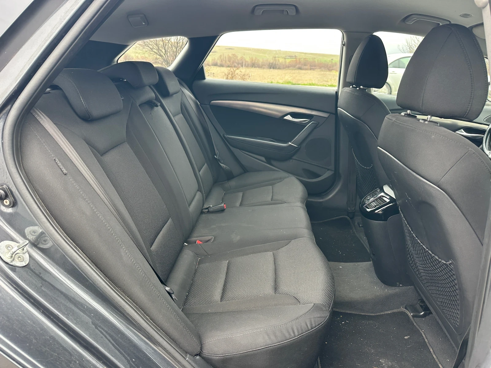 Hyundai I40 1.7 - изображение 5