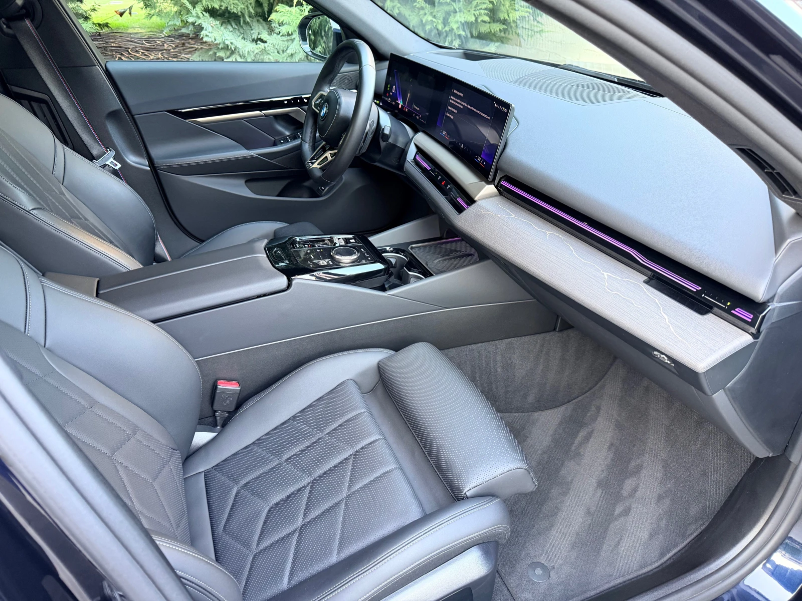 BMW 520 ГАРАНЦИЯ!!! xDrive M PRO ICONIC GLOW OBDUHVANE , снимка 11 - Автомобили и джипове - 53697215