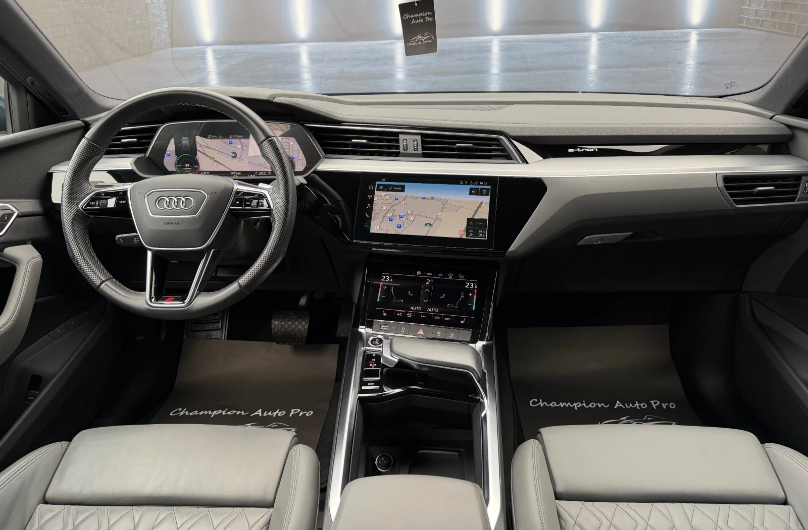 Audi E-Tron 55/Sportback/S-Line/Pano/Hud/360* /, снимка 10 - Автомобили и джипове - 53819829