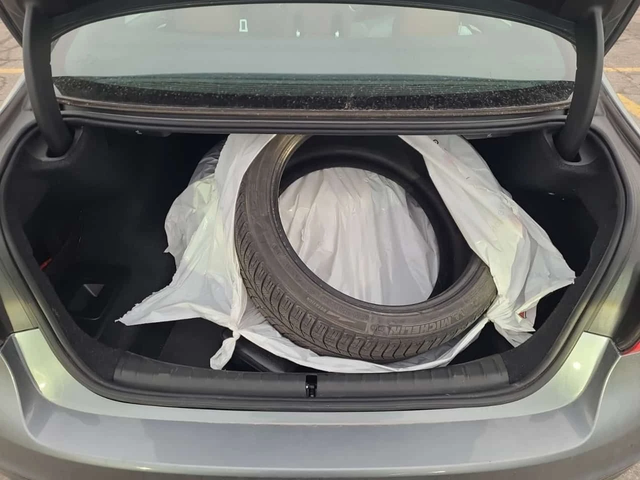 BMW 530 * XDRIVE* * ЗАДНА КАМЕРА* * ШИБЕДАХ* * ПОДГРЕВ* , снимка 14 - Автомобили и джипове - 54157626