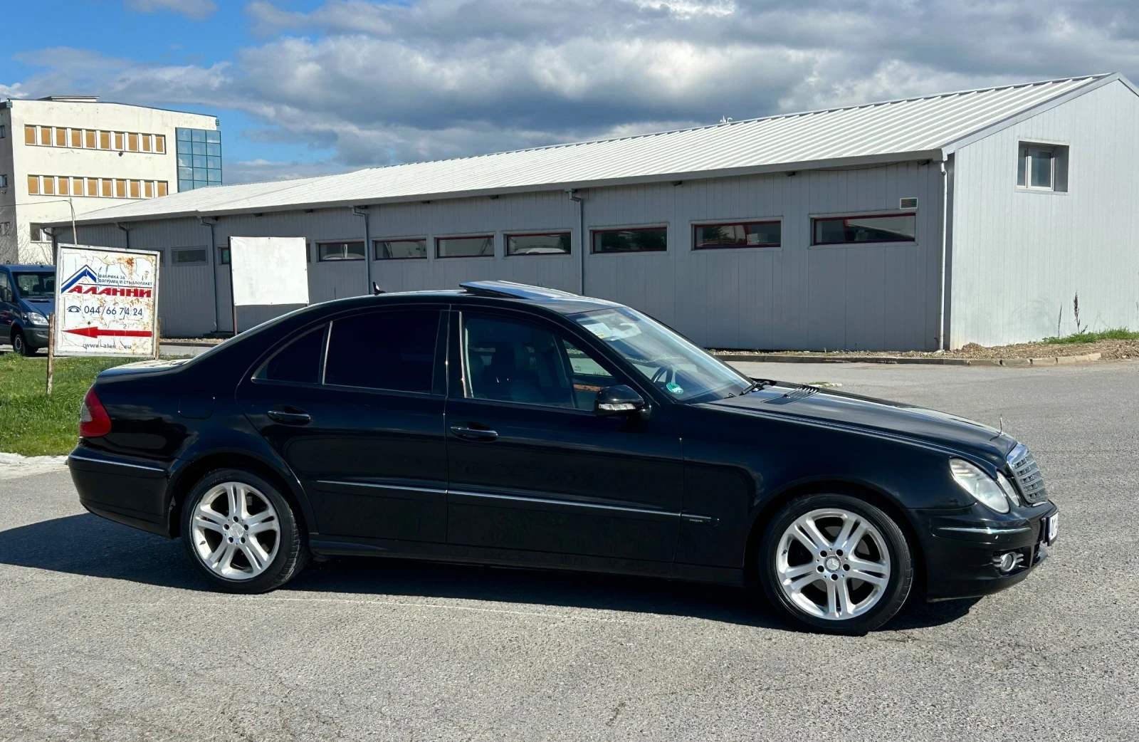 Mercedes-Benz E 220 CDI EVO 7-G tronic 170ps Avangarde, снимка 8 - Автомобили и джипове - 54164315