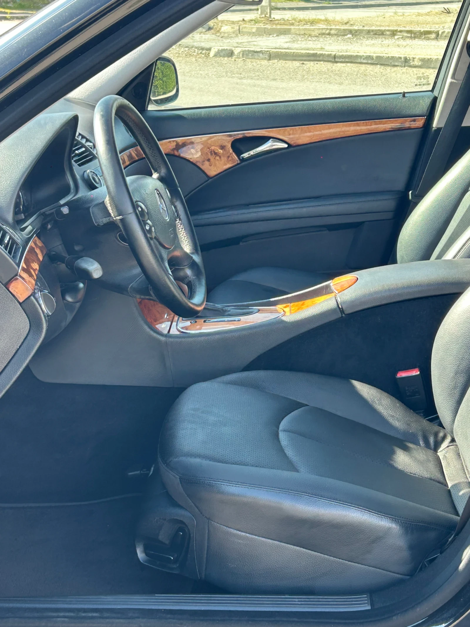 Mercedes-Benz E 220 CDI EVO 7-G tronic 170ps Avangarde, снимка 12 - Автомобили и джипове - 54164315