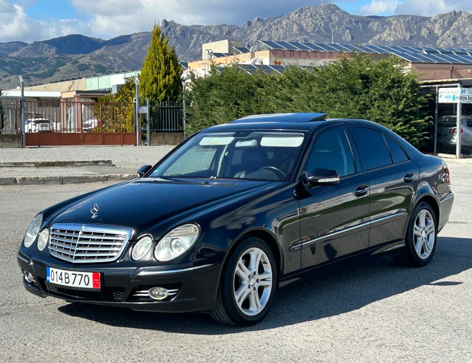 Mercedes-Benz E 220 CDI EVO 7-G tronic 170ps Avangarde, снимка 3 - Автомобили и джипове - 54164315
