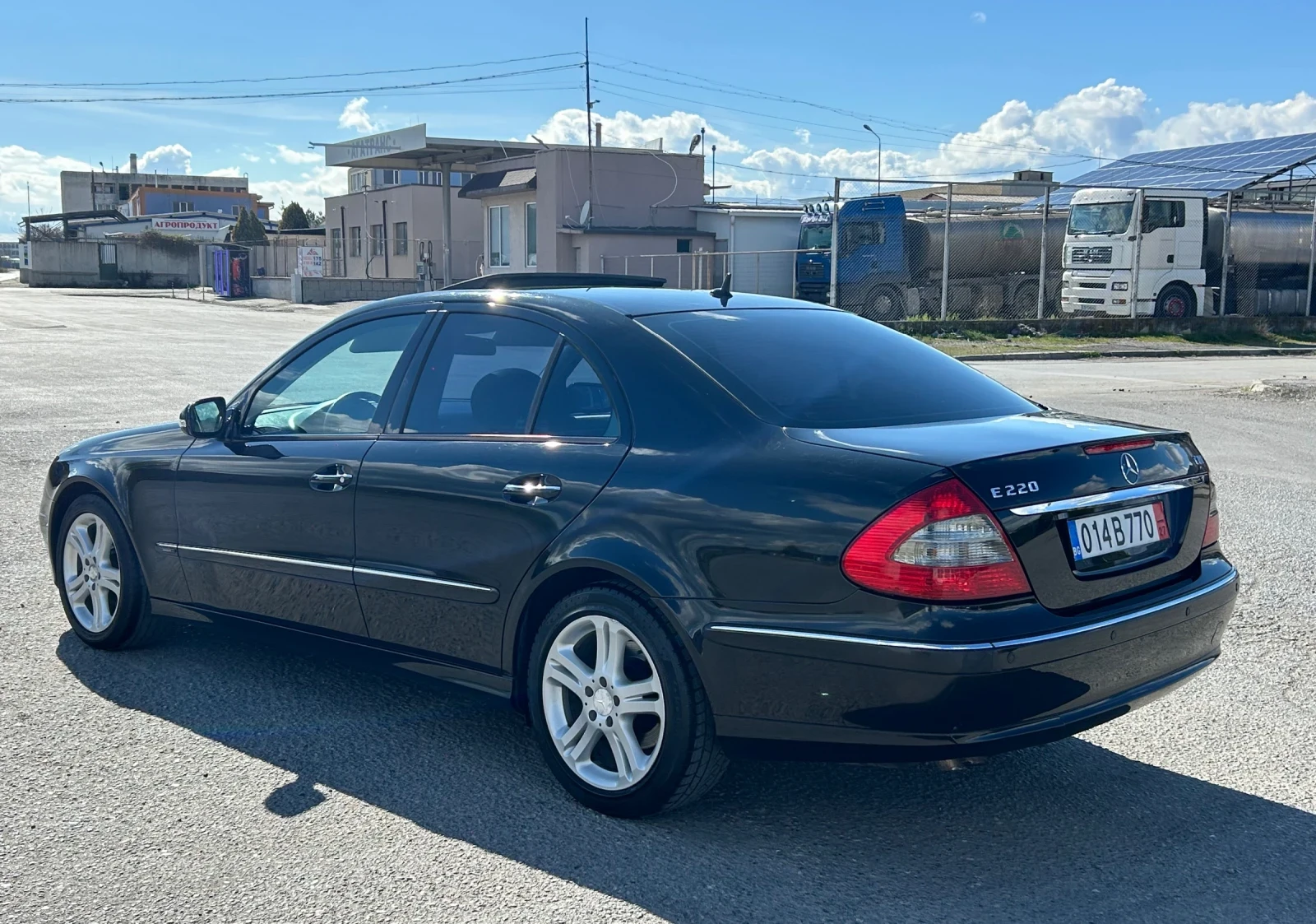 Mercedes-Benz E 220 CDI EVO 7-G tronic 170ps Avangarde, снимка 10 - Автомобили и джипове - 54164315