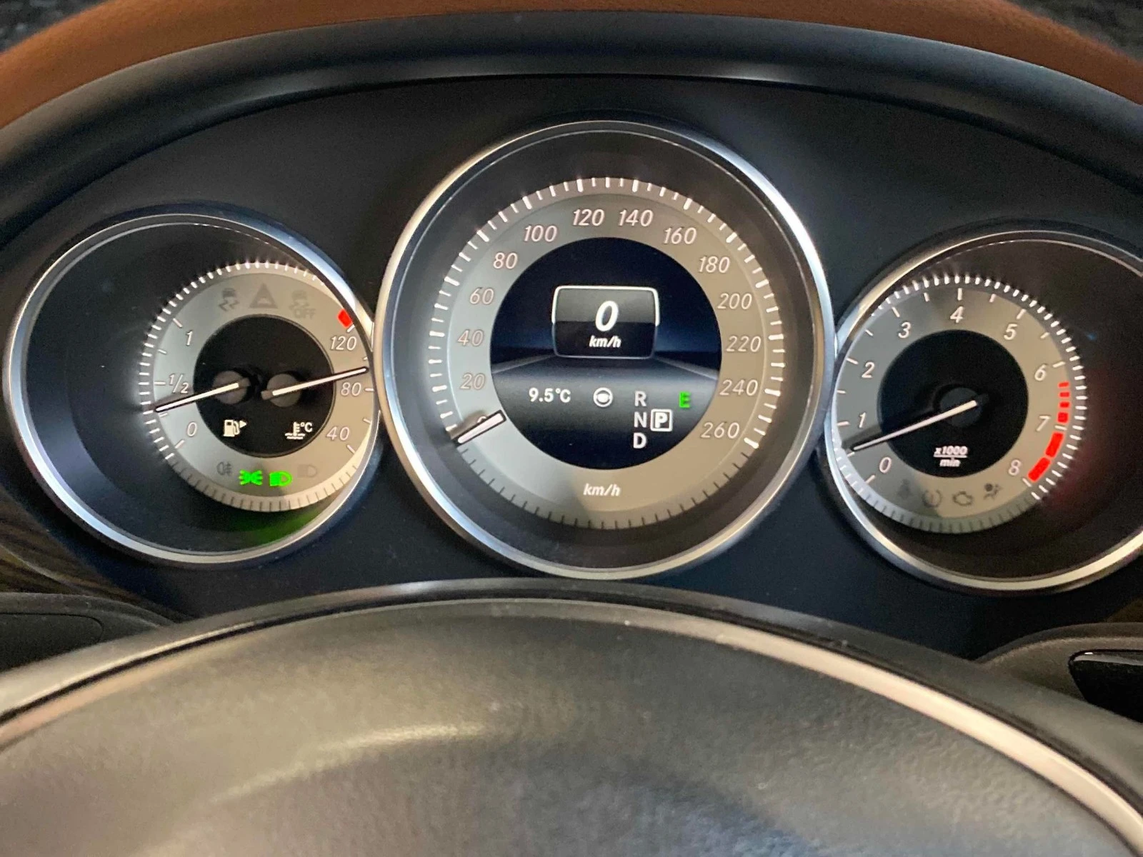 Mercedes-Benz CLS АвтоКредит* (ЦЕНА ДО БГ), снимка 8 - Автомобили и джипове - 54219413