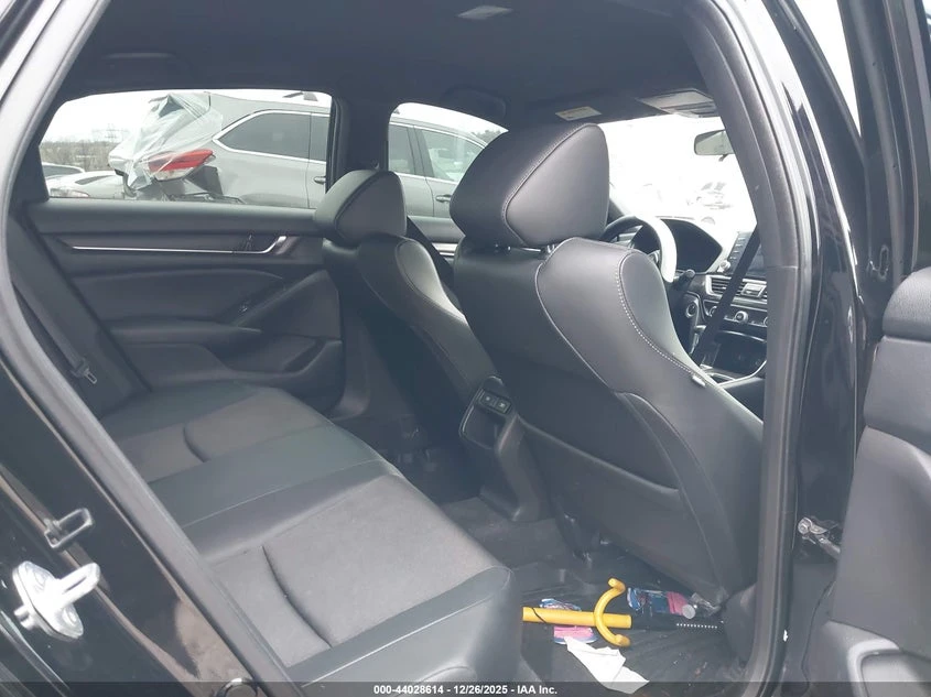 Honda Accord 1.5L I-4 DI, DOHC, VVT, TURBO, 192HP Front Wheel | Mobile.bg � ����������� 8