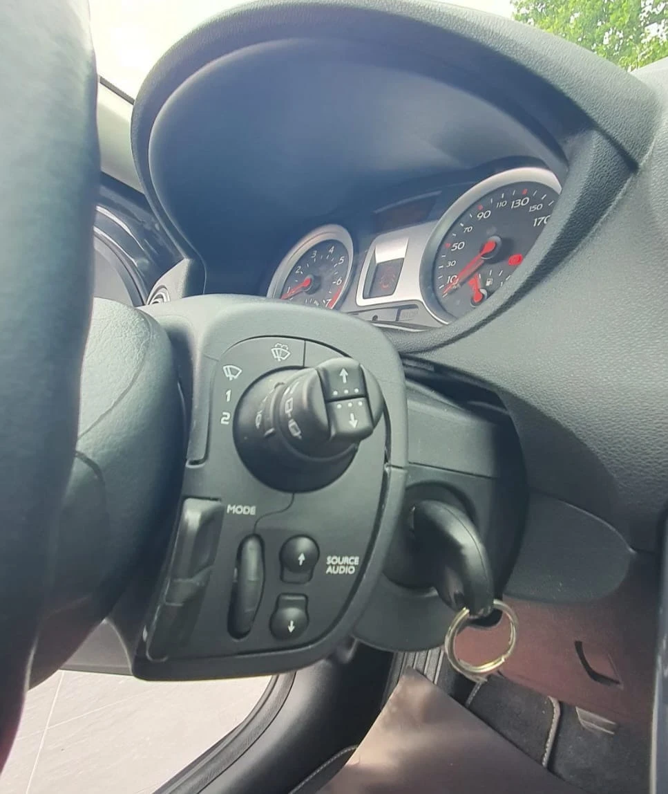 Renault Clio R 3ser.1.2 16V 64хил.км!, снимка 13 - Автомобили и джипове - 54891594