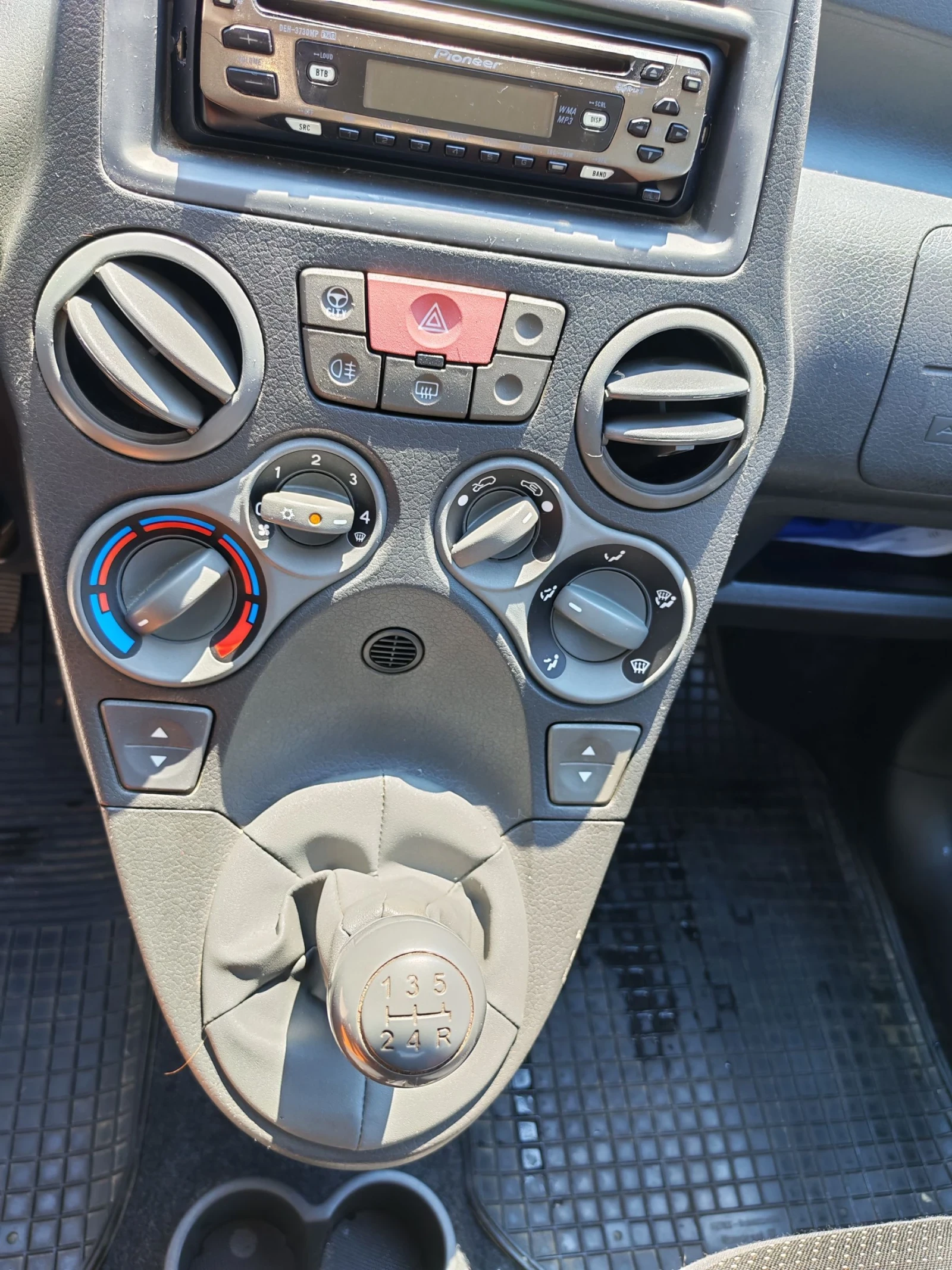 Fiat Panda 1.1 Климатик, снимка 13 - Автомобили и джипове - 55046454