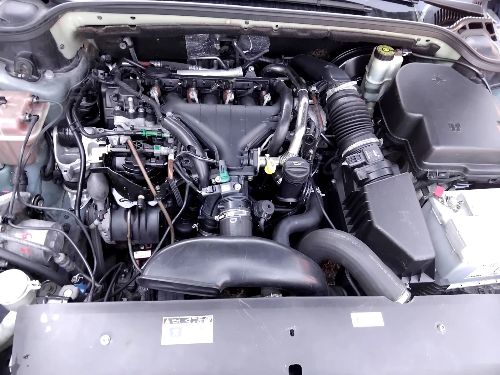 Peugeot 407 2.0HDI.6скорости.+ КЛИМА. 2004г , снимка 13 - Автомобили и джипове - 55741958