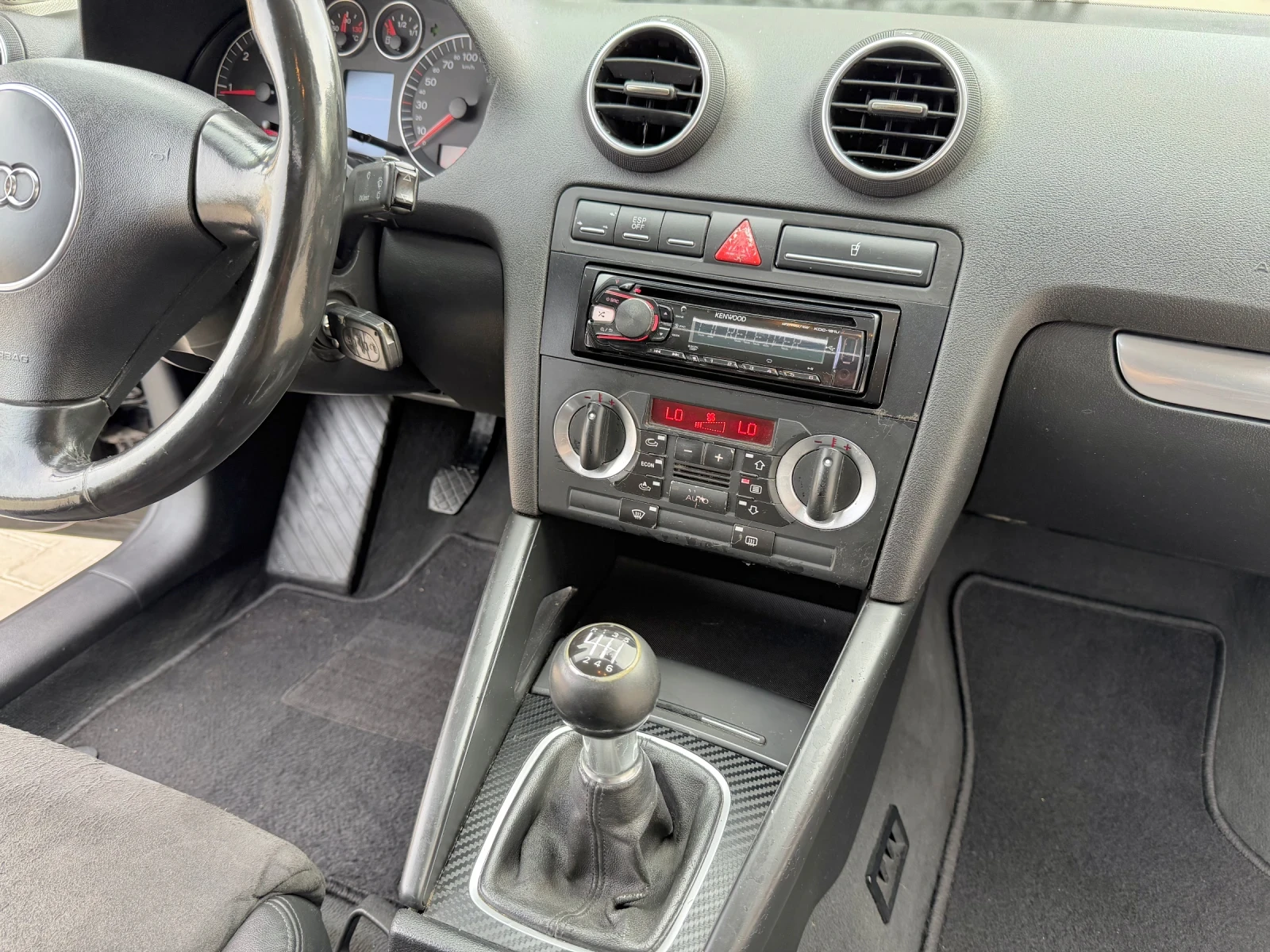 Audi A3 1.9 TDl 6-Скорости 2007г, снимка 11 - Автомобили и джипове - 56087541