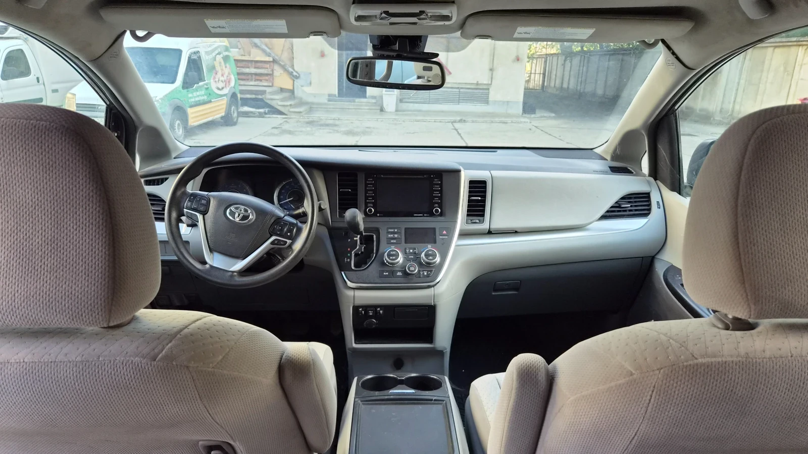 Toyota Sienna | Mobile.bg � ����������� 9