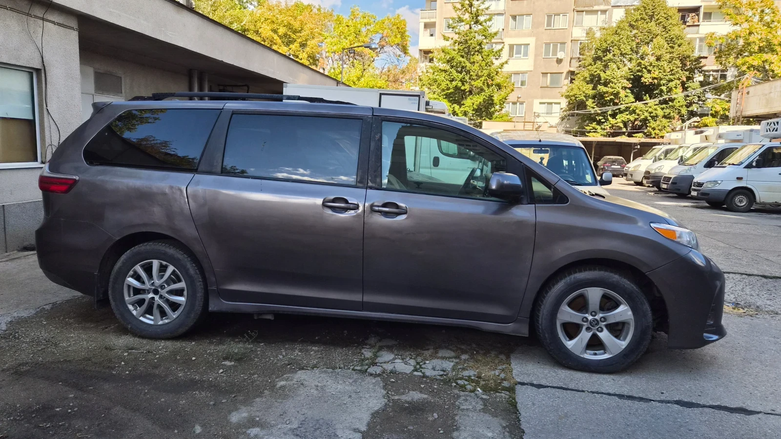 Toyota Sienna | Mobile.bg � ����������� 4