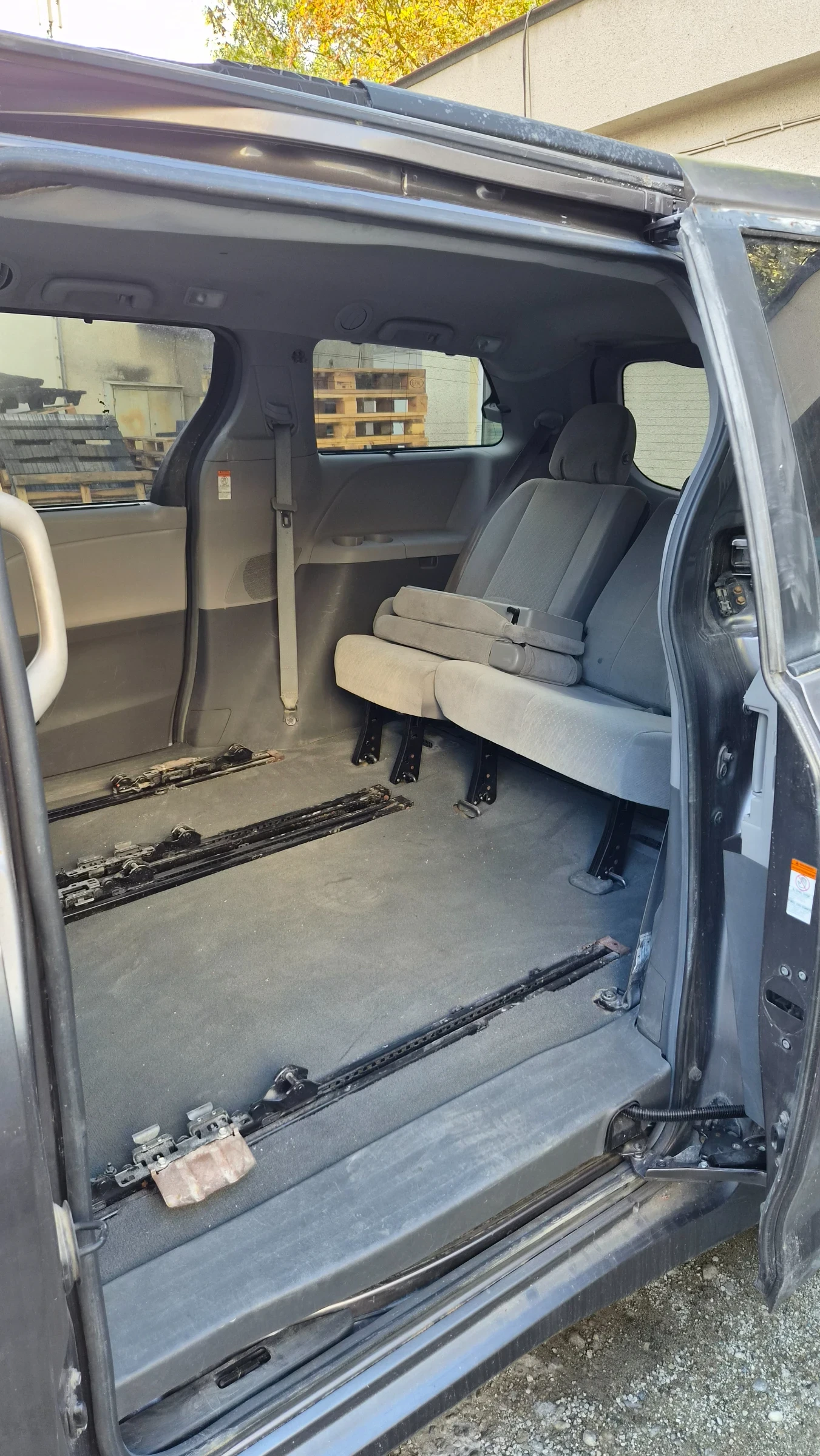 Toyota Sienna | Mobile.bg � ����������� 8