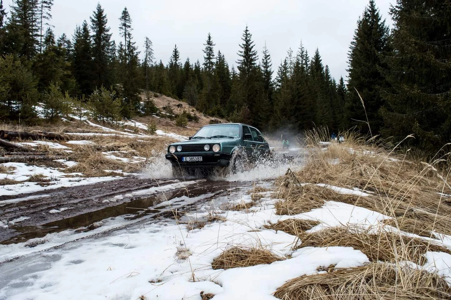 VW Golf syncro, снимка 13 - Автомобили и джипове - 56537432