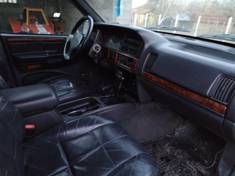 Jeep Grand cherokee 5.2 ГАЗ, снимка 13 - Автомобили и джипове - 49454137