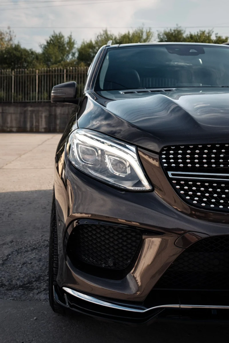 Mercedes-Benz GLE 250 AMG-OPTIC / 9 G / 4 MATIC, снимка 3 - Автомобили и джипове - 52233658