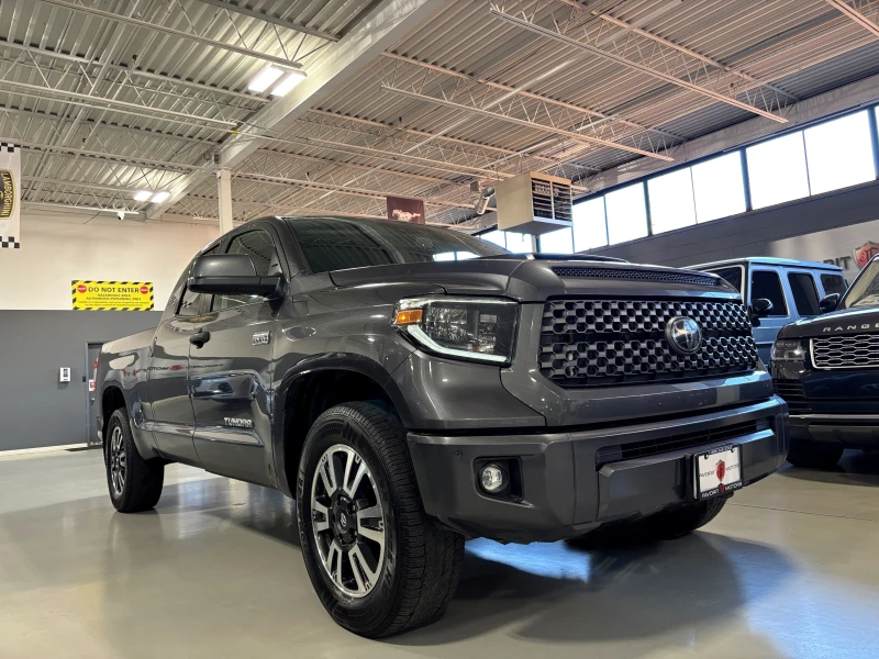 Toyota Tundra 2021* V8 POWER* КОЖА* 4WD* CAM* NAVI, снимка 2 - Автомобили и джипове - 52962930