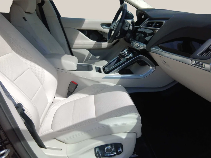 Jaguar I-Pace 90 kWh, снимка 10 - Автомобили и джипове - 52879676