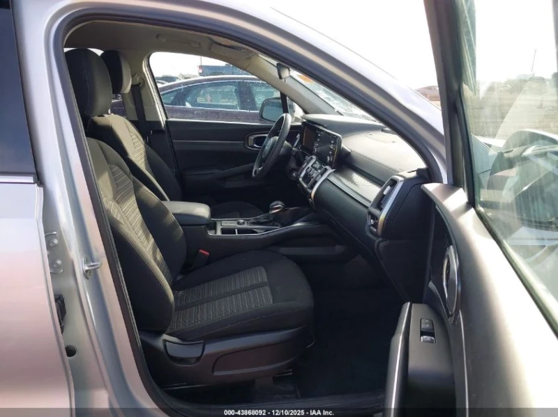 Kia Sorento 2.5l Lx, снимка 5 - Автомобили и джипове - 53585212