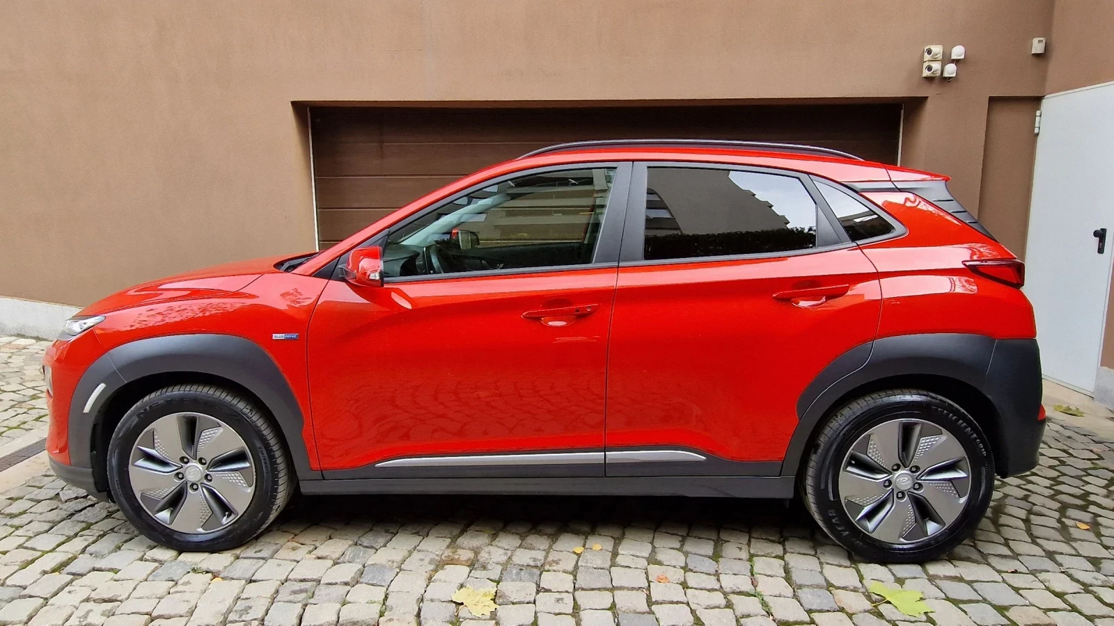 Hyundai Kona 64KW/Premium/SOH100% - изображение 5