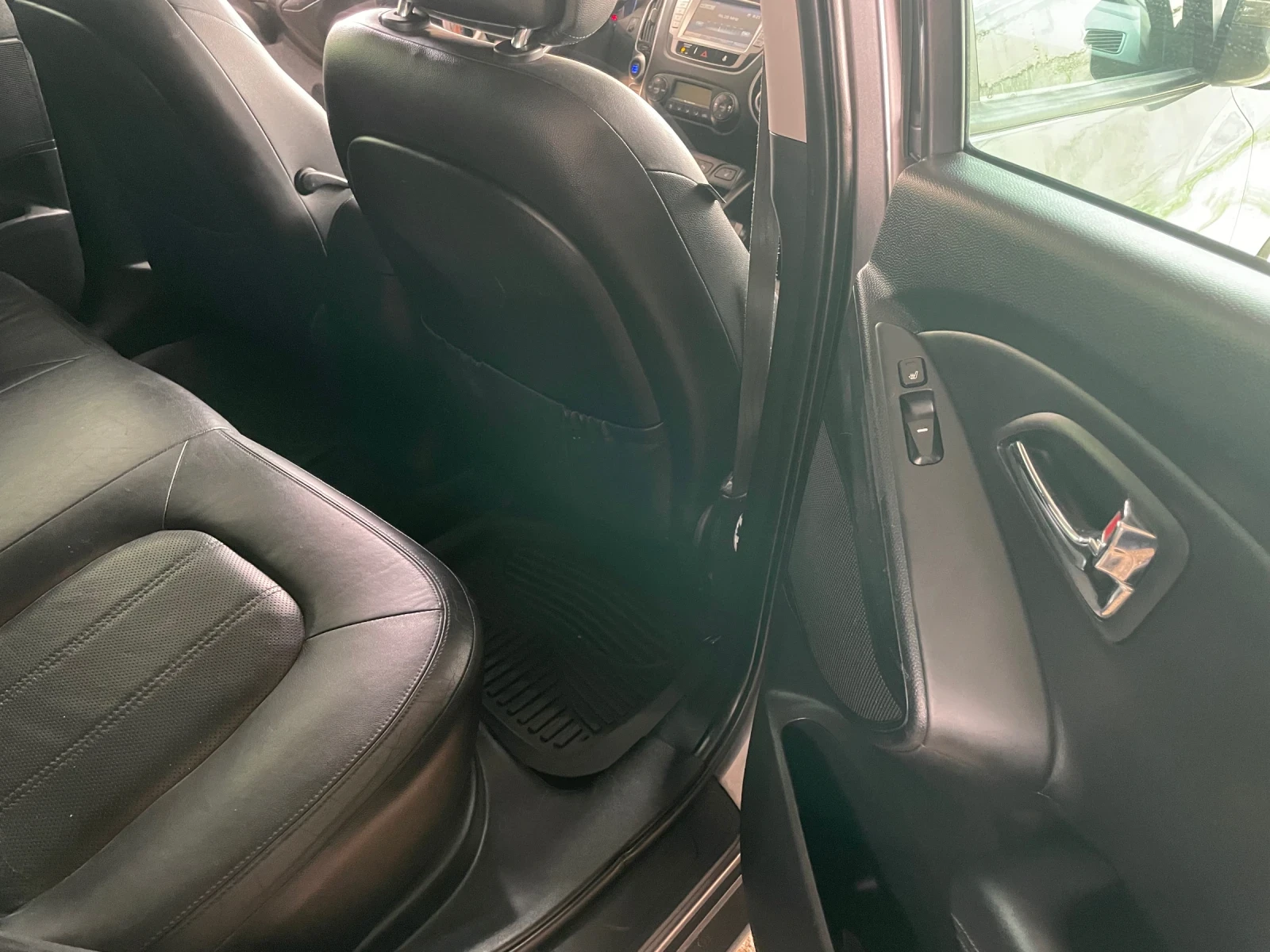 Hyundai IX35 4x4 ПАНОРАМА НАВИ КАМЕРА КОЖА - изображение 7