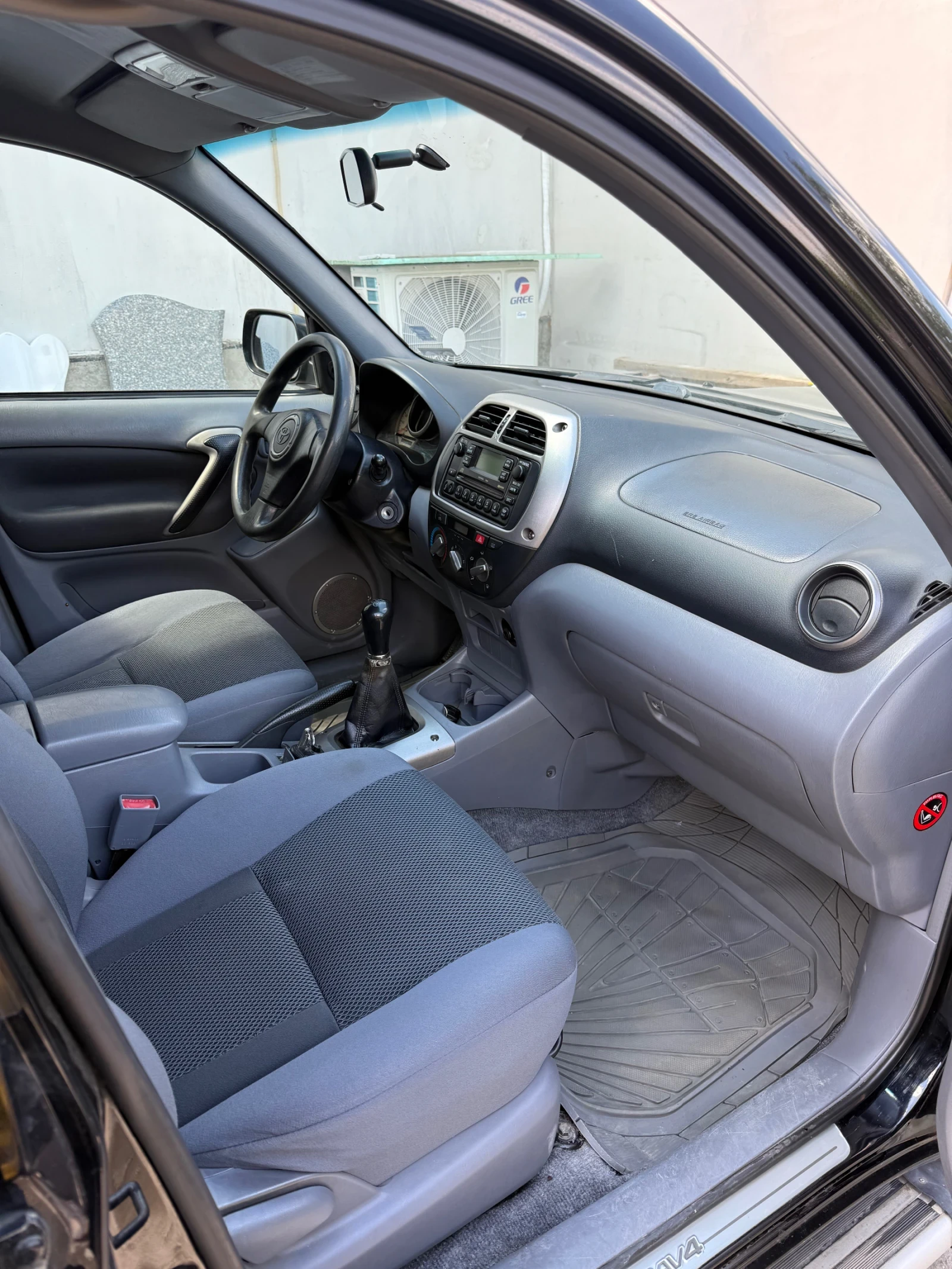 Toyota Rav4  - изображение 8