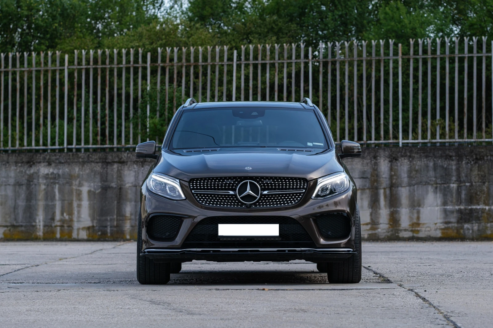 Mercedes-Benz GLE 250 AMG-OPTIC / 9 G / 4 MATIC - изображение 4