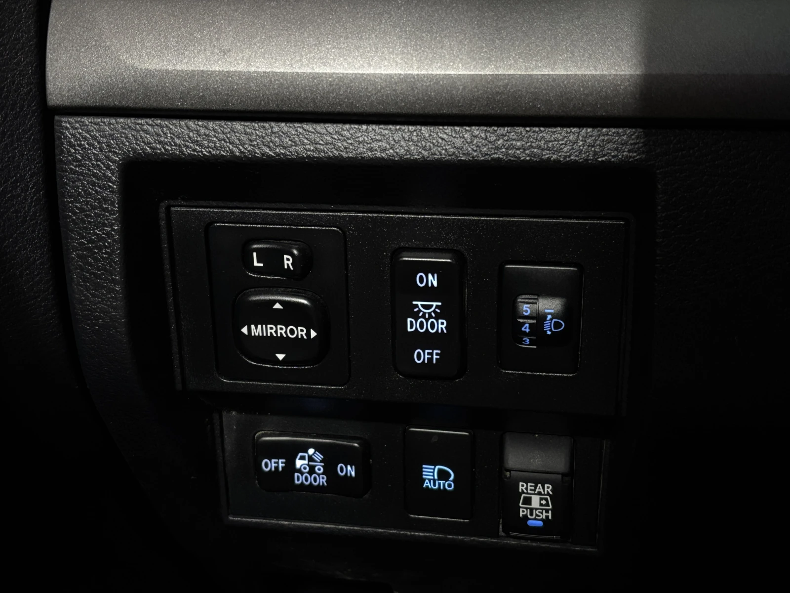 Toyota Tundra 2021* V8 POWER* * 4WD* CAM* NAVI | Mobile.bg   16