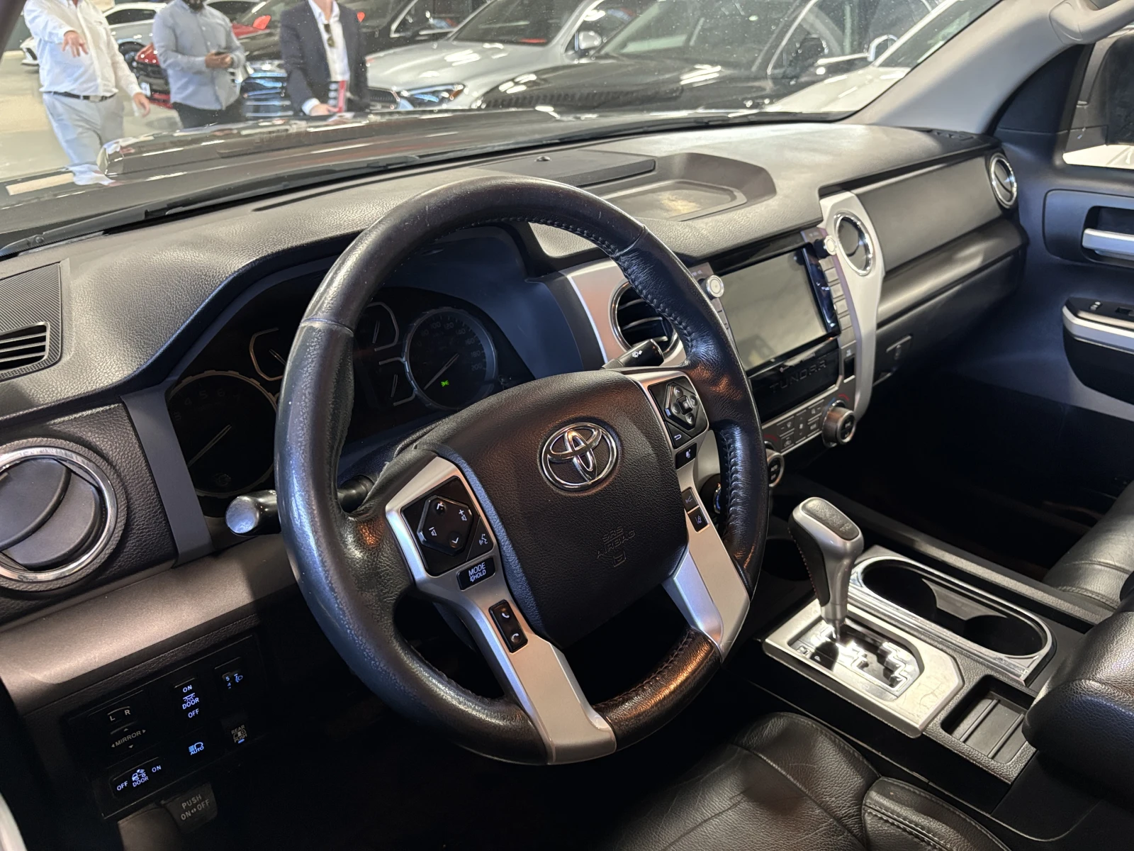 Toyota Tundra 2021* V8 POWER* КОЖА* 4WD* CAM* NAVI - изображение 7