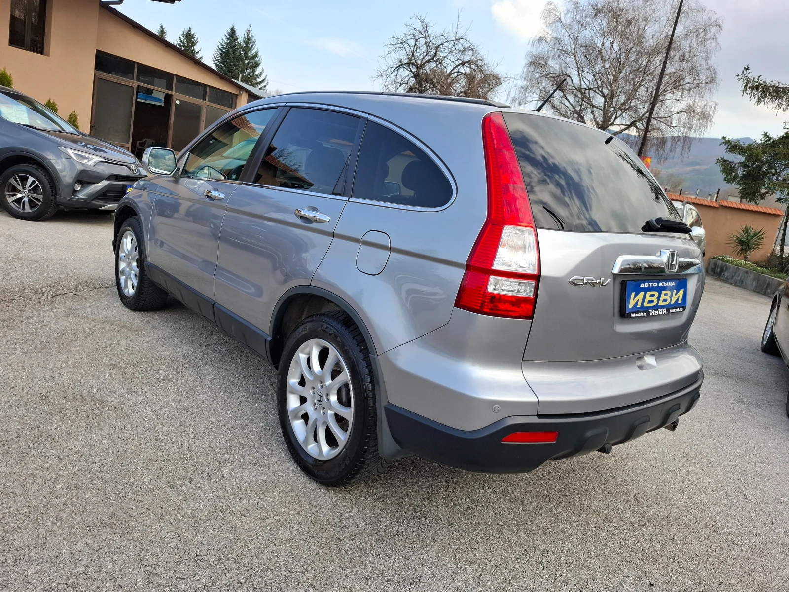 Honda Cr-v 2.0 ТОП СЪСТОЯНИЕ , снимка 3 - Автомобили и джипове - 53874200