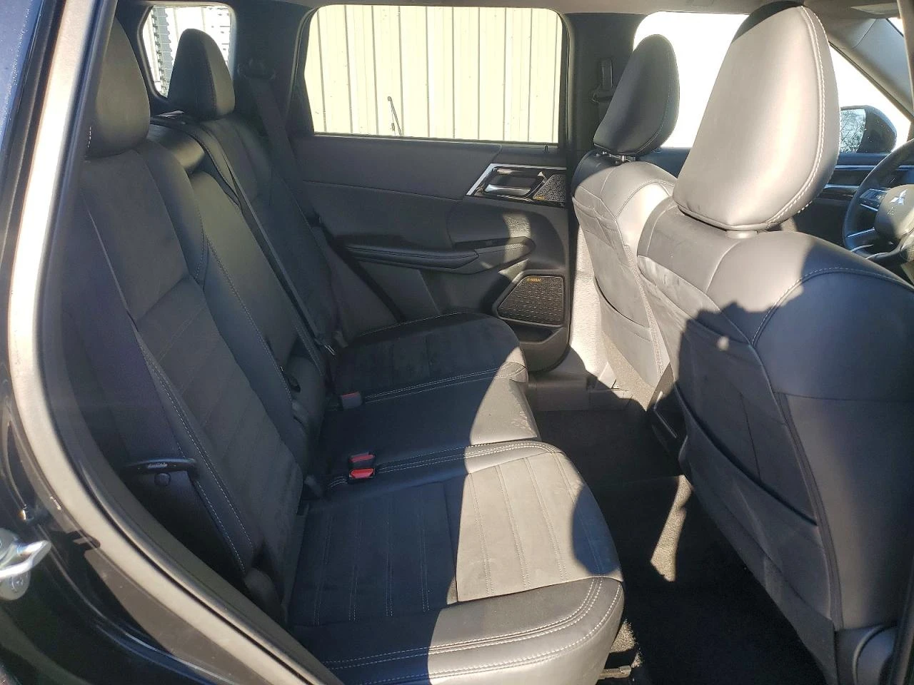 Mitsubishi Outlander 2.5l Se, снимка 11 - Автомобили и джипове - 53905027