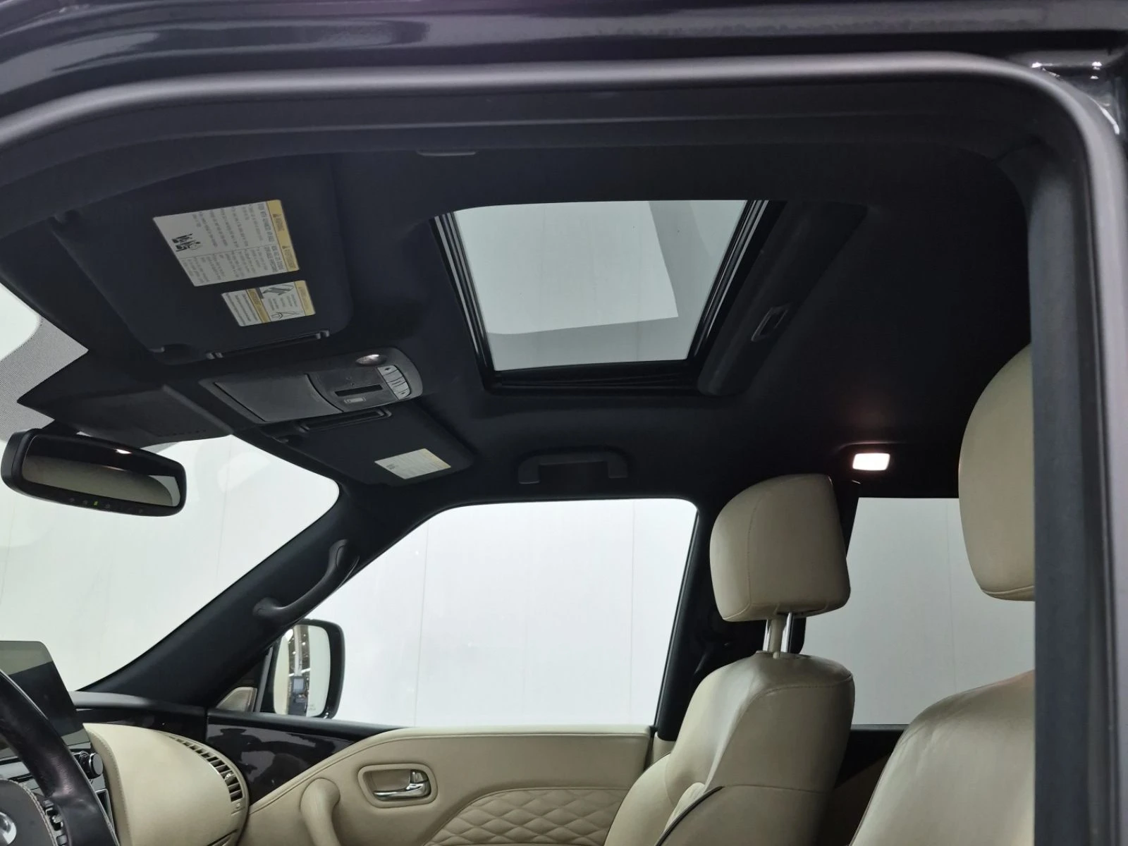 Infiniti QX80 * LUXE 8 PASSENGER AWD * CARFAX * ��� ������������ | Mobile.bg � ����������� 13