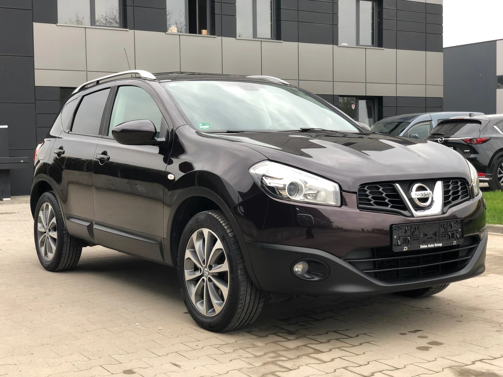 Nissan Qashqai 2.0i Facelift Tekna* Пълна Сервизна История* Кожа, снимка 9 - Автомобили и джипове - 55086173