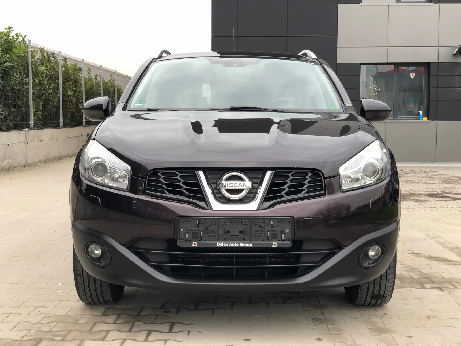 Nissan Qashqai 2.0i Facelift Tekna* Пълна Сервизна История* Кожа, снимка 3 - Автомобили и джипове - 55086173