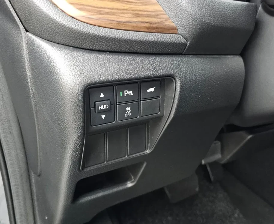 Honda Cr-v 1.5 Бензин 4х4, снимка 8 - Автомобили и джипове - 55087405