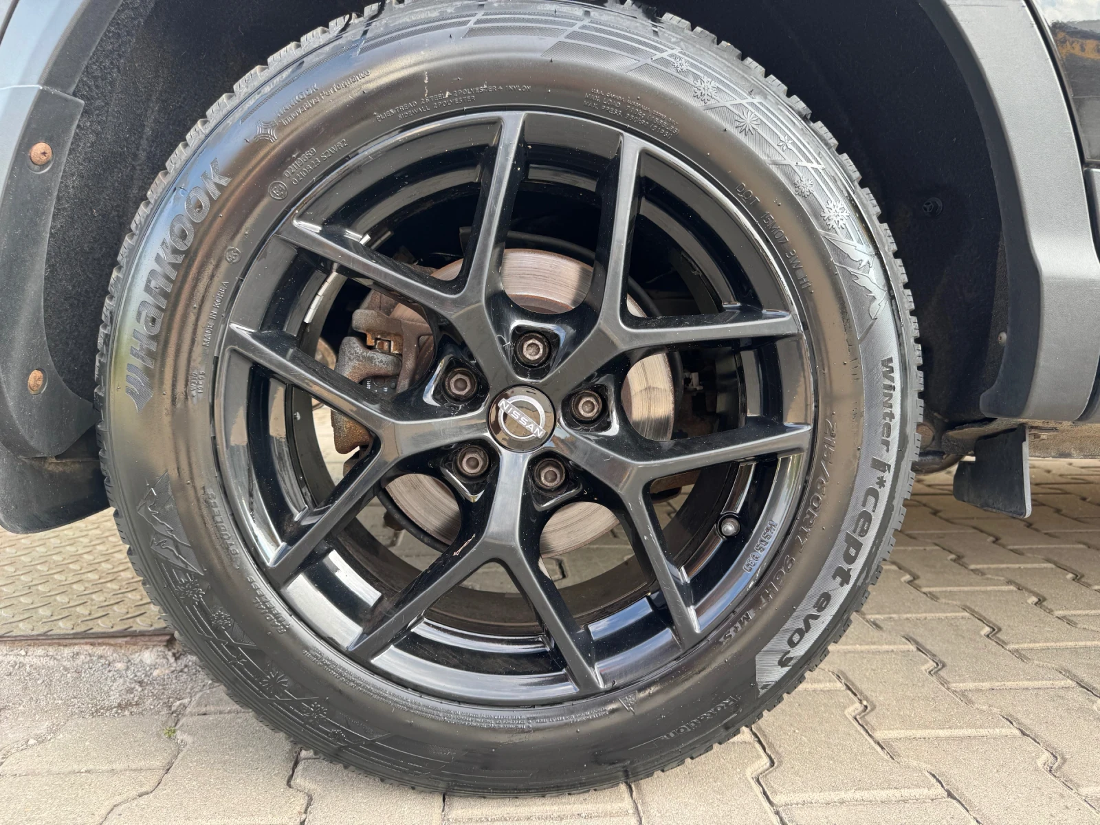 Nissan Qashqai 1.6 DCI , снимка 13 - Автомобили и джипове - 55137718