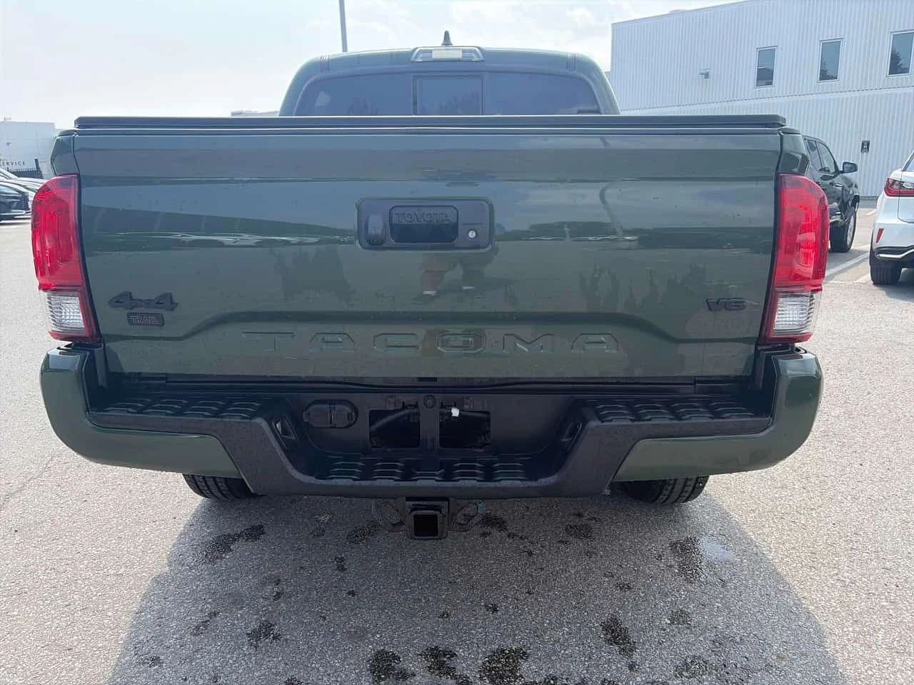 Toyota Tacoma * 4x4 Double Cab SB* АВТОКРЕДИТ БЕЗ ПЪРВОНАЧАЛНА *, снимка 4 - Автомобили и джипове - 55627501
