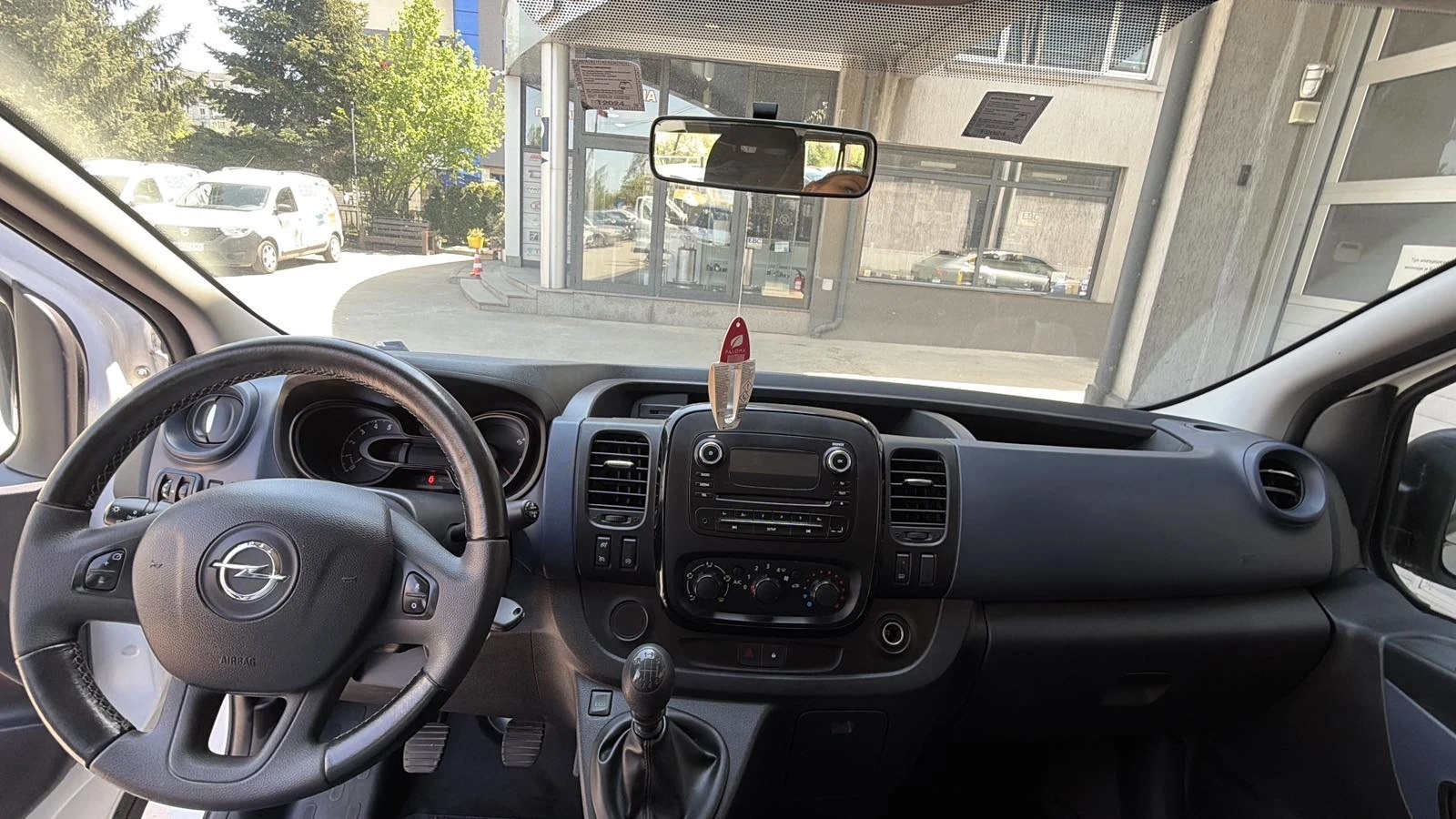 Opel Vivaro 1.6cdti 183000 8+ 1 | Mobile.bg � ����������� 9