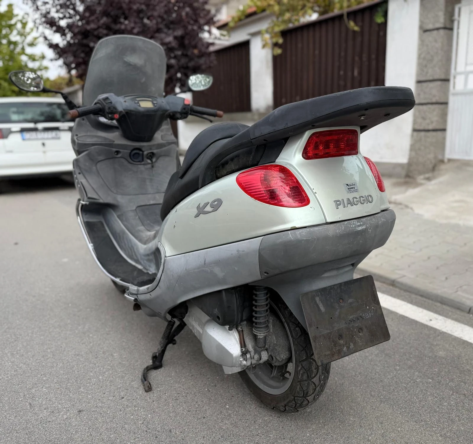 Piaggio X9